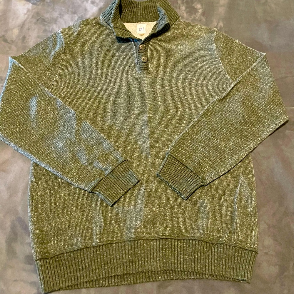 GAP 4 button mock neck sweater